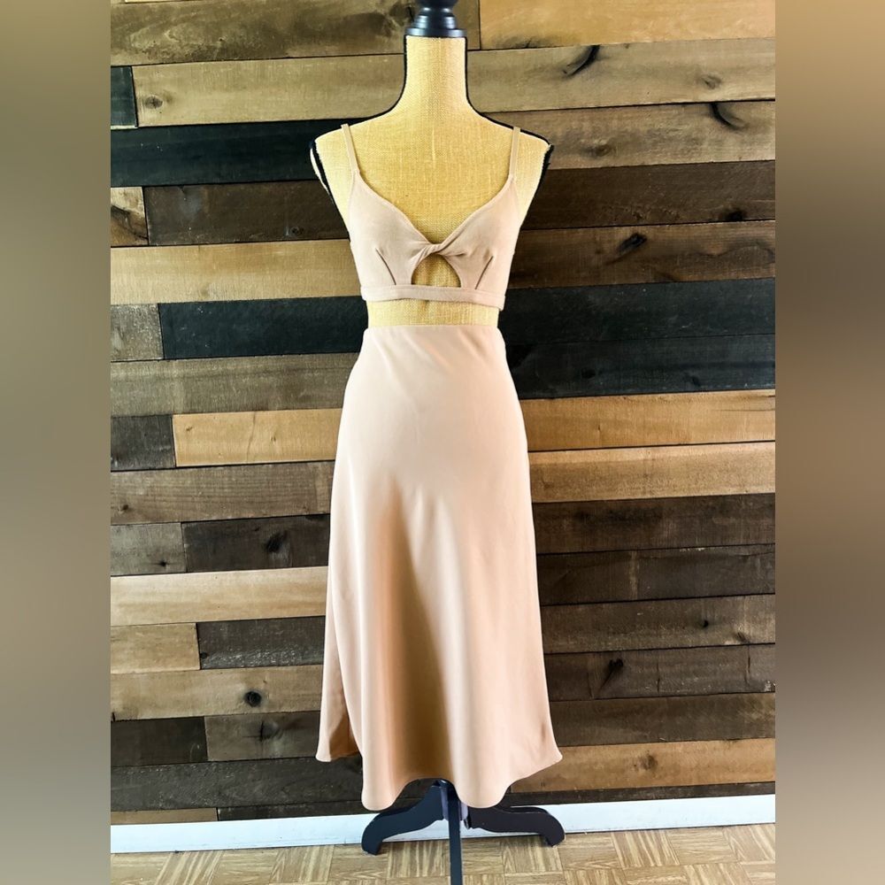 Express Women's Tan Skirt